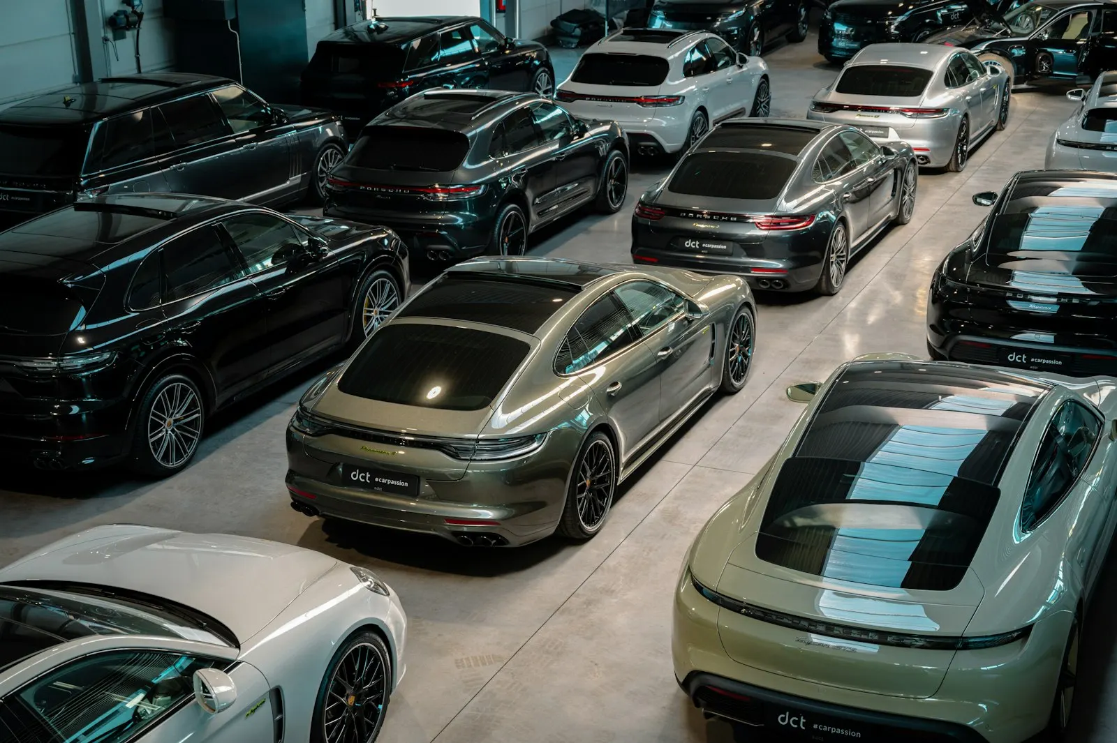 De vloot in de garage